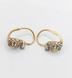 Dormeuses victorienne or jaune ornée de diamants tailles anciennes en sertis fleur de lys