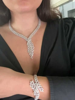 Ensemble collier et bracelet en or blanc et diamants haut de gamme