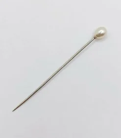 Epingle à cravate ou chapeau antique or blanc 18k et perle (circa 1900)