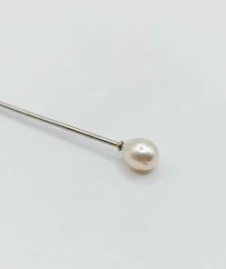 Epingle à cravate ou chapeau antique or blanc 18k et perle (circa 1900)