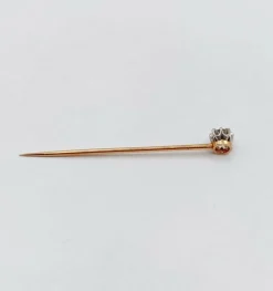 Epingle antique or jaune, diamant taille ancienne (circa 1900)