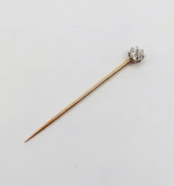 Epingle antique or jaune, diamant taille ancienne (circa 1900)