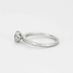 FRED - DELPHINE - Bague solitaire, platine et diamants