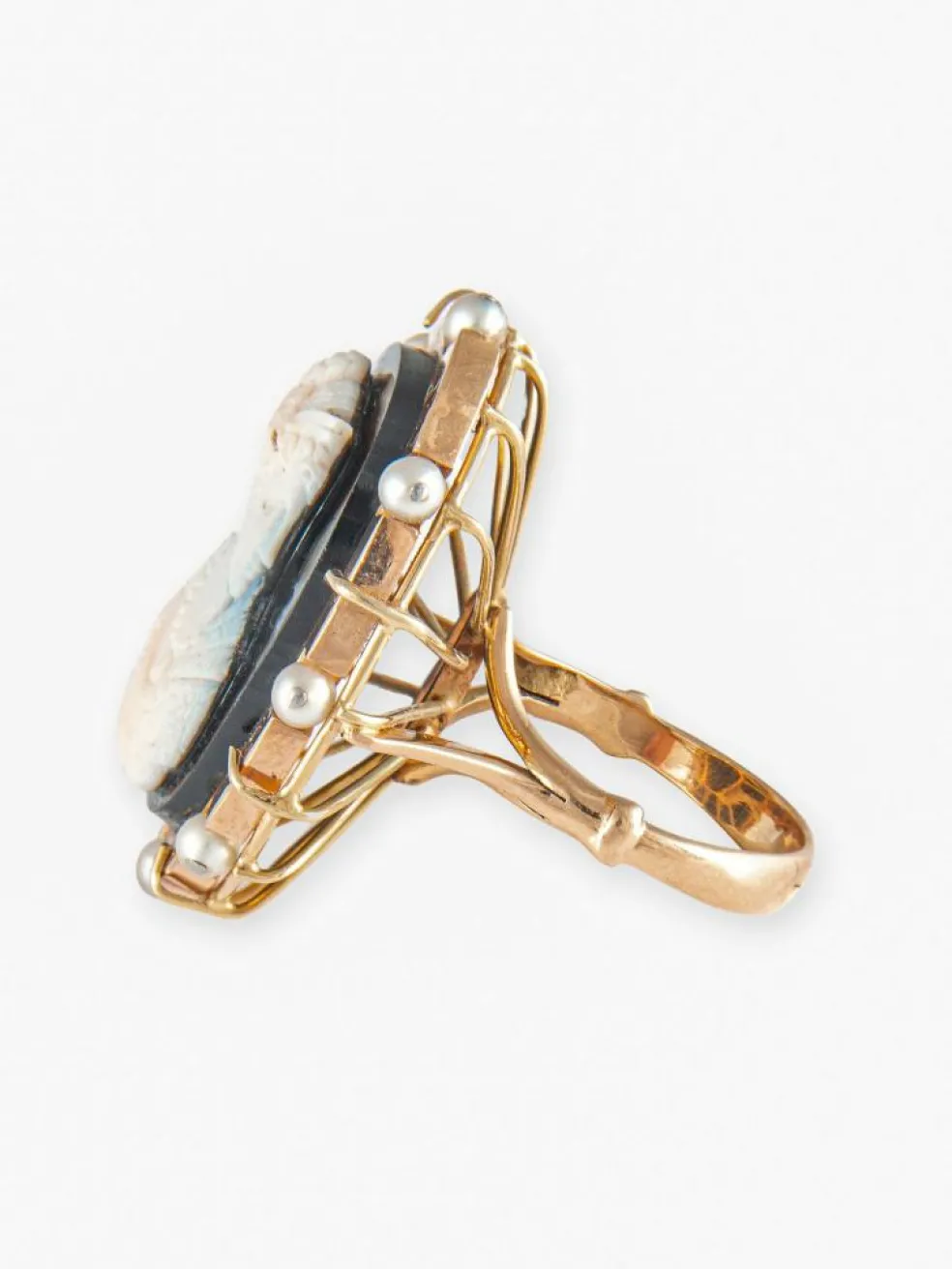 Grande Bague Camée sur Onyx, Dame au Diadème