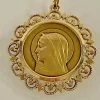 Grande Médaille En Or Au Profil De La Vierge