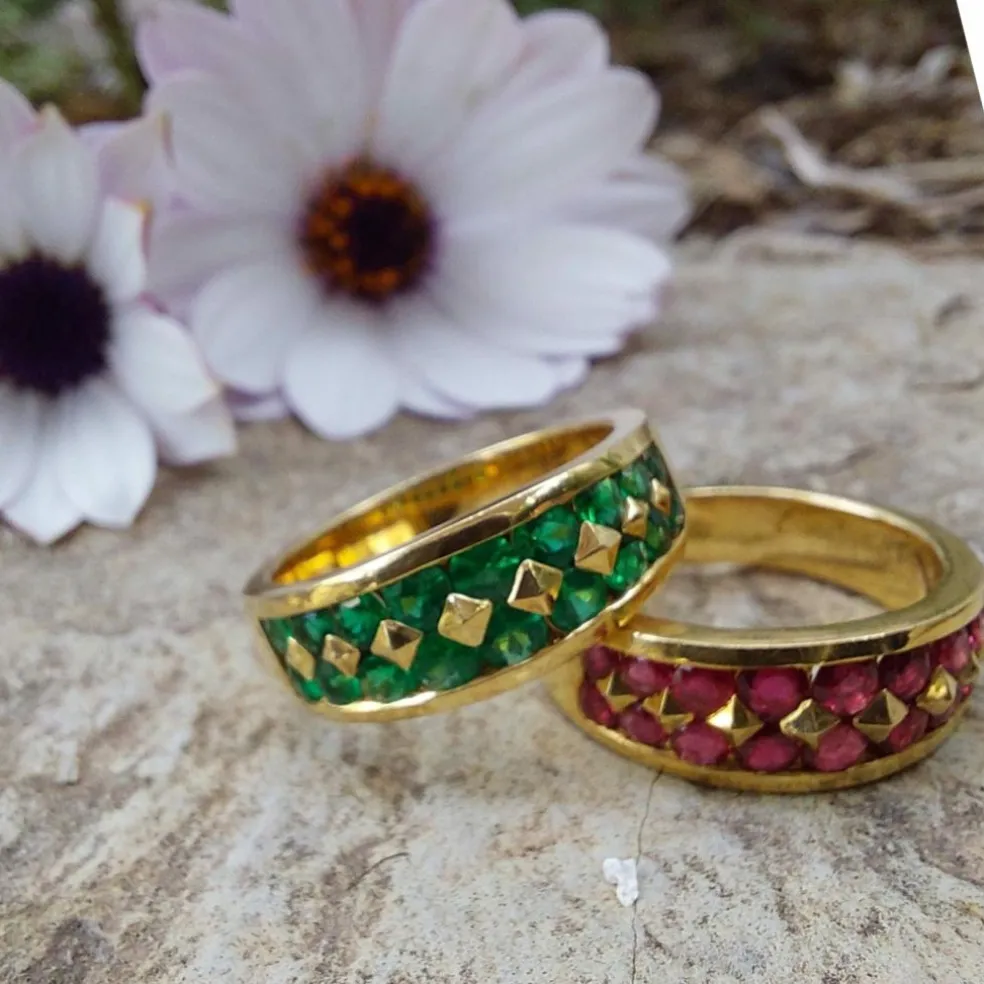 HENRI MARTIN (attribué à) Bague jonc rubis et or jaune