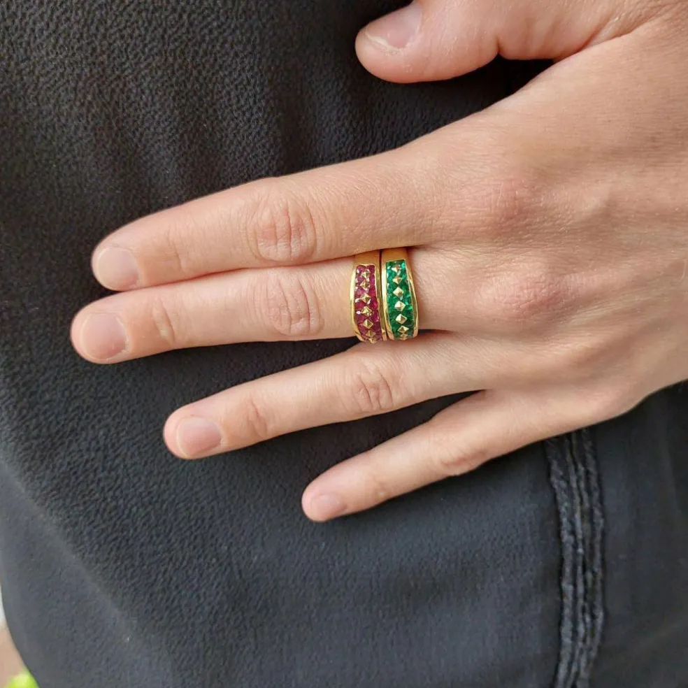 HENRI MARTIN (attribué à) Bague jonc rubis et or jaune