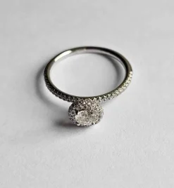 Hulchi Belluni - Bague Eternity or blanc et diamants