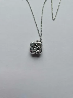 Hulchi Belluni - Pendentif or jaune et blanc et diamants