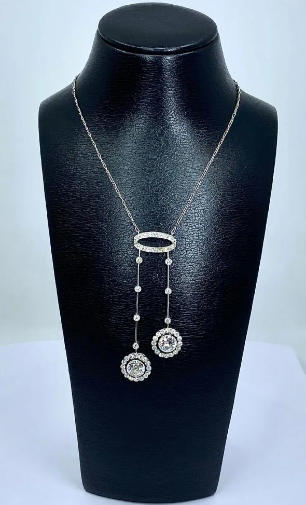 Important collier négligé en platine et diamants d’époque 1900