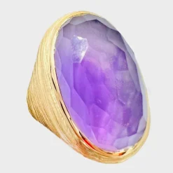 Importante bague en or 18 carat sertie d'une améthyste facettée