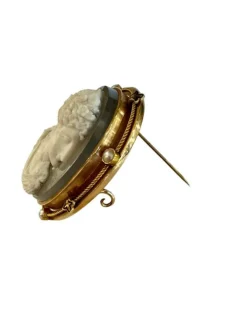 Importante broche Camée Sur Agate