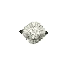 Jupe ring circa 1960