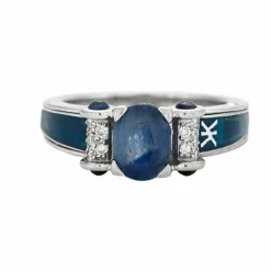 KORLOFF - Bague Saphirs et diamants sertis sur or blanc
