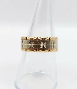 Large bague jonc alliance or rose et gris ciselée de motifs étoilés