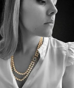 Magnifique collier de perles à double rang