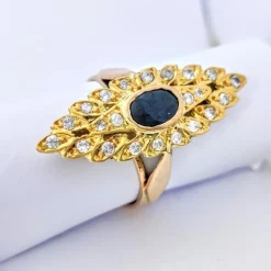 Marquise en or jaune diamants et saphir