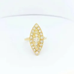 Marquise en or jaune et diamants