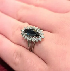 Marquise or blanc diamants saphir