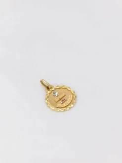 Médaille amour Augis en or, plus qu'hier moins que demain