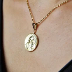 Médaille ancienne or jaune Vierge à l'Enfant