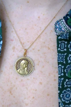 Médaille ancienne Vierge Marie or et perles fines