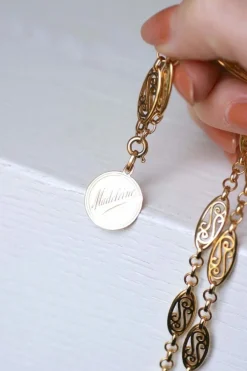 Médaille ancienne Vierge Marie en or rose