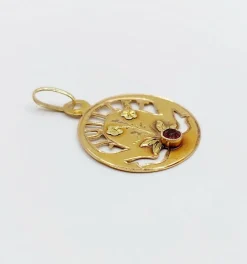 Médaille antique or jaune mois de naissance Juillet et pierre rouge (circa 1900)