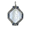 Médaille Art Déco Vierge Marie Nacre, Saphirs, Diamants et Perles
