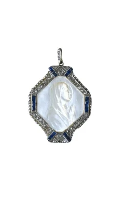 Médaille Art Déco Vierge Marie Nacre, Saphirs, Diamants et Perles