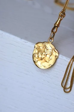 Médaille Art Nouveau Becker sur or