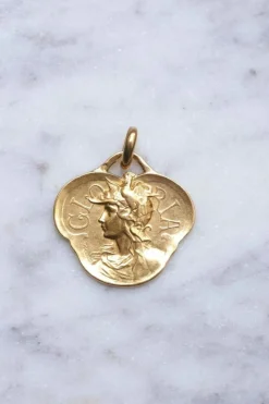 Médaille Art Nouveau Gloria par F. Rasumny sur or