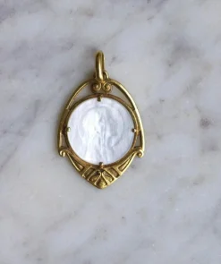 Médaille Art Nouveau Vierge sur nacre
