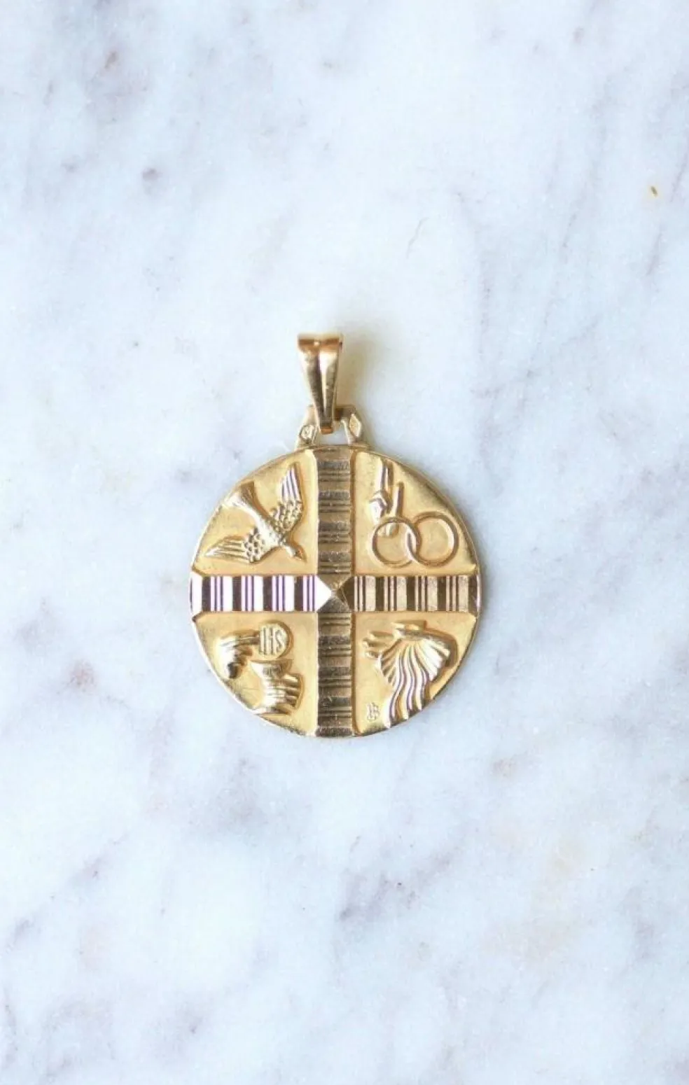 Médaille Chrétienne Art Déco or jaune