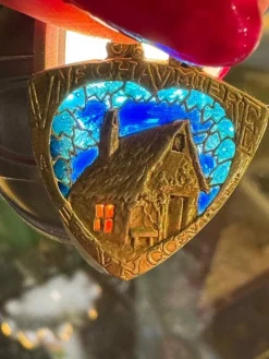 Médaille d'Amour- une Chaumière et un Coeur, or et émail