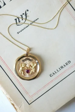 Médaille d'amour vintage en or jaune, 