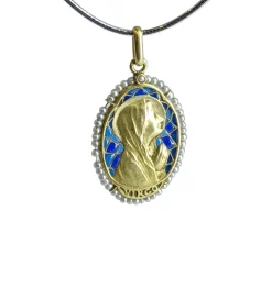 Médaille de baptême en or émail et perles