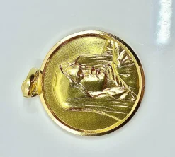 Médaille en or jaune 18 carats : profil de la Vierge