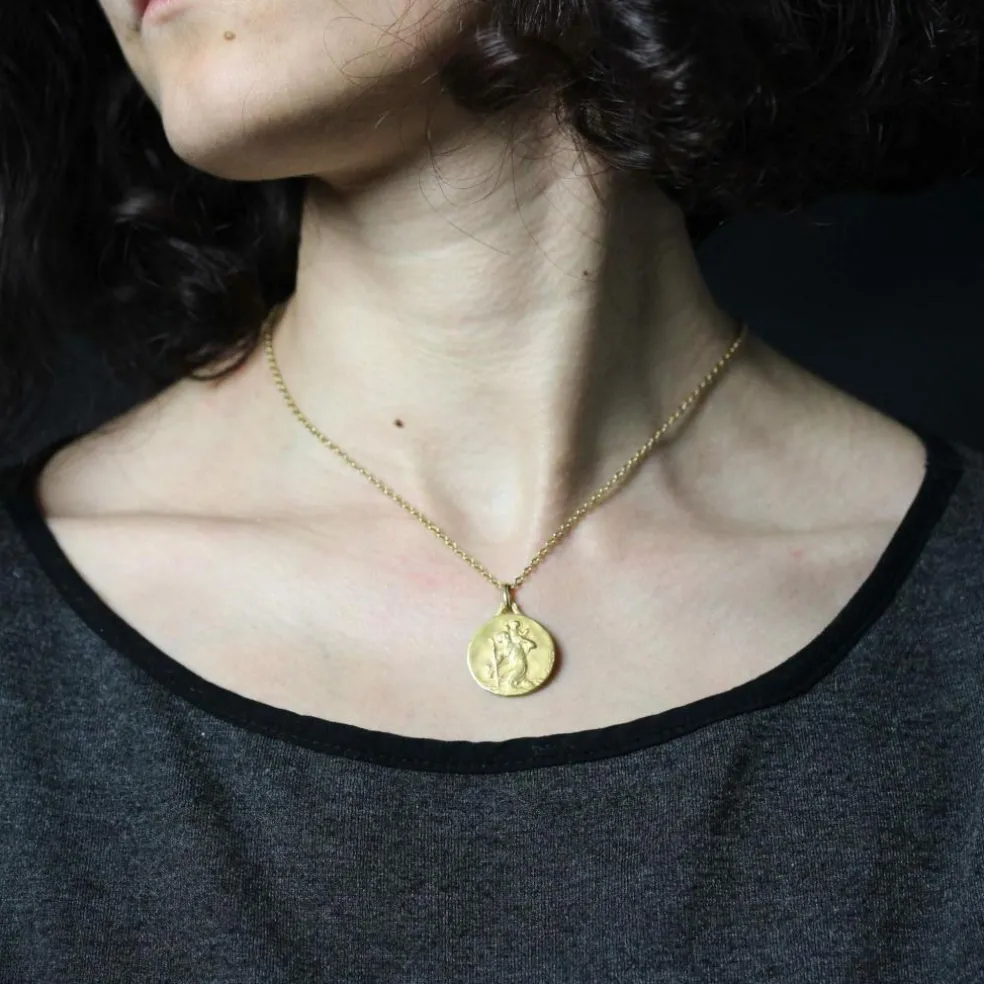 Médaille or jaune Saint Christophe signée Augis