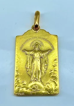Médaille or jaune Vierge et Christ, signée BOUIX