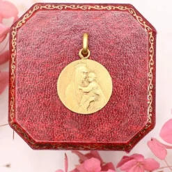 Médaille religieuse scapulaire Vierge à l’Enfant vs Jésus or jaune