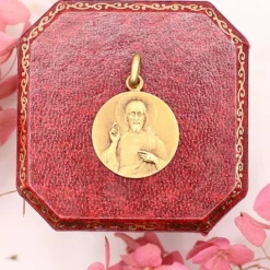 Médaille religieuse scapulaire Vierge à l’Enfant vs Jésus or jaune