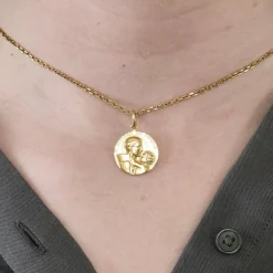 Médaille Saint Antoine en or jaune