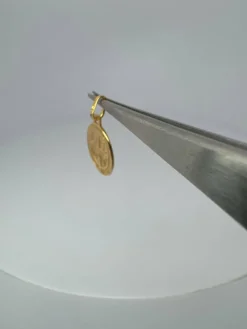 Médaille Saint Benoit Or Jaune 18k