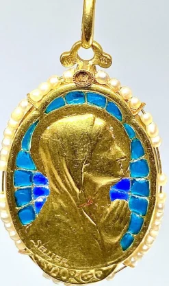 Médaille vierge émail perles fines signée SELLIER