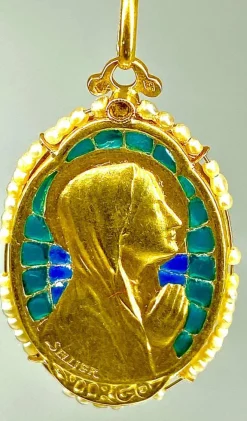 Médaille vierge émail perles fines signée SELLIER