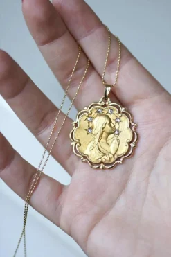 Médaille Vierge Marie Damants Or Jaune