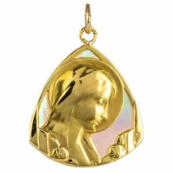 Médaille vierge or et nacre