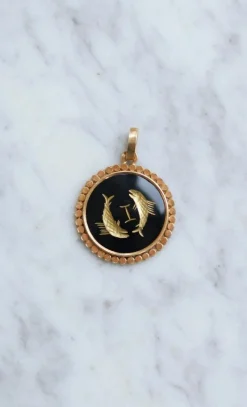 Médaille Zodiaque Poissons, or rose et onyx