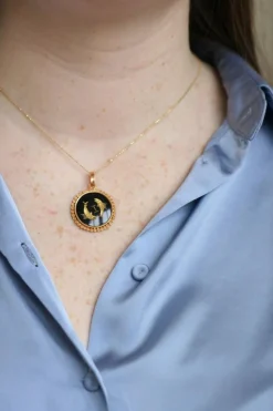 Médaille Zodiaque Poissons, or rose et onyx